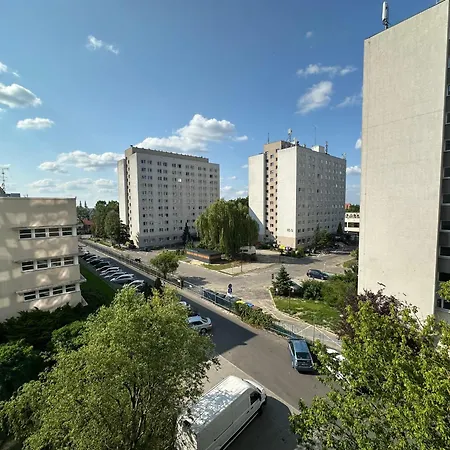 Private 1br For 4 Free Spacious Premium Parking & Netflix * Poznań